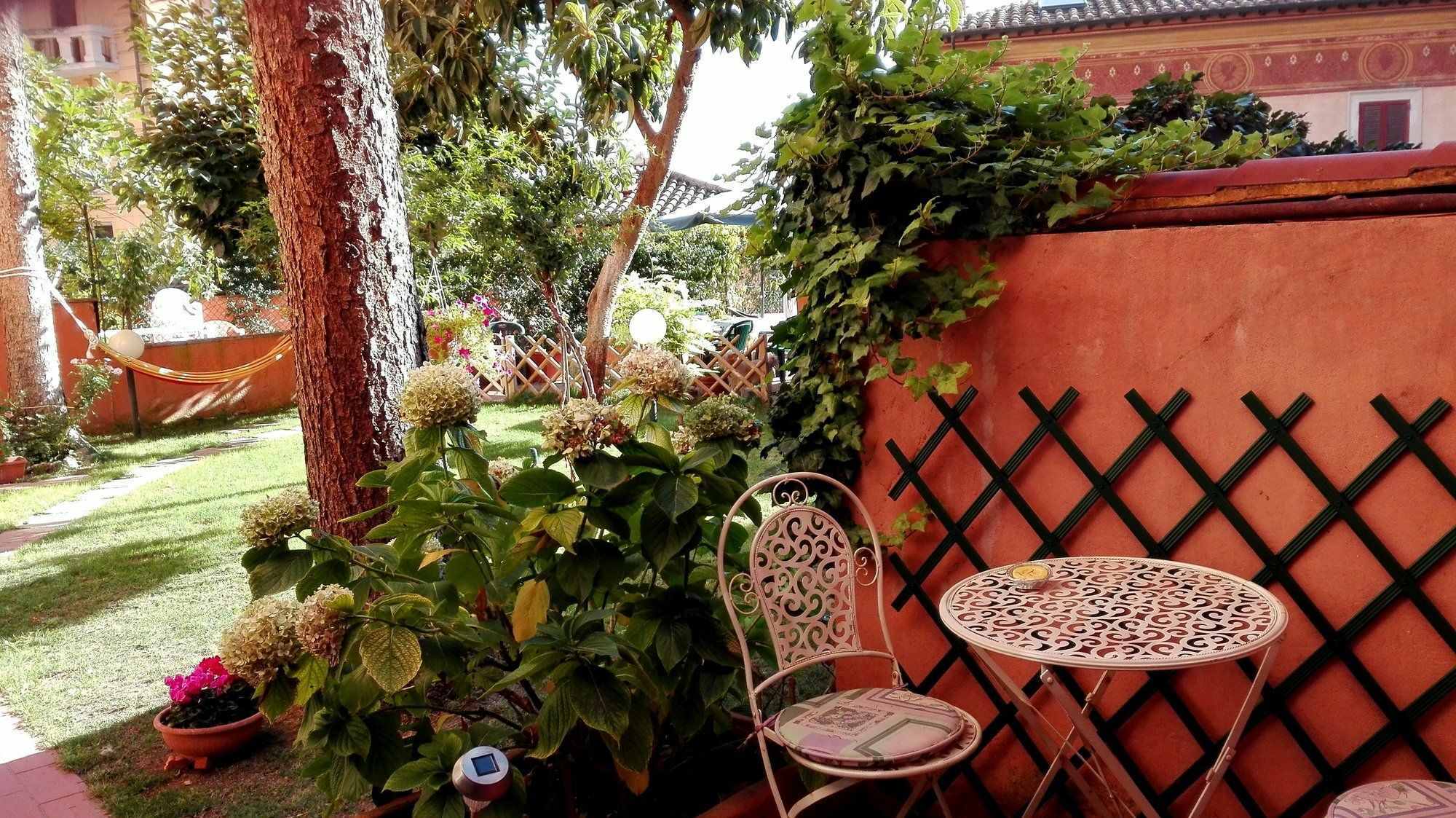 Bed and Breakfast Al Giardino Di Alice Перуджа Экстерьер фото